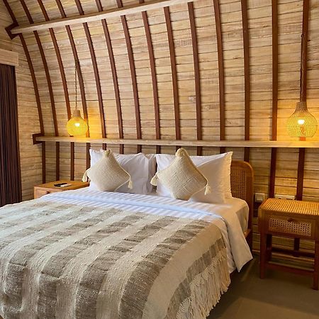 Ratan Uluwatu Hotel And Villas Buitenkant foto