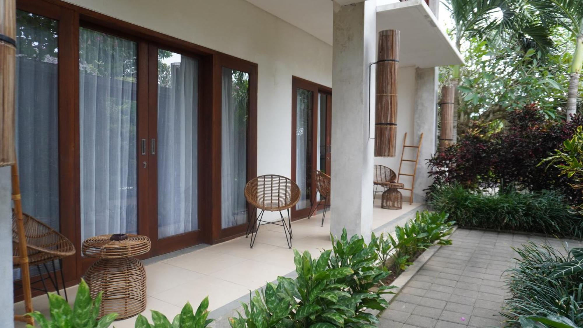 Ratan Uluwatu Hotel And Villas Buitenkant foto