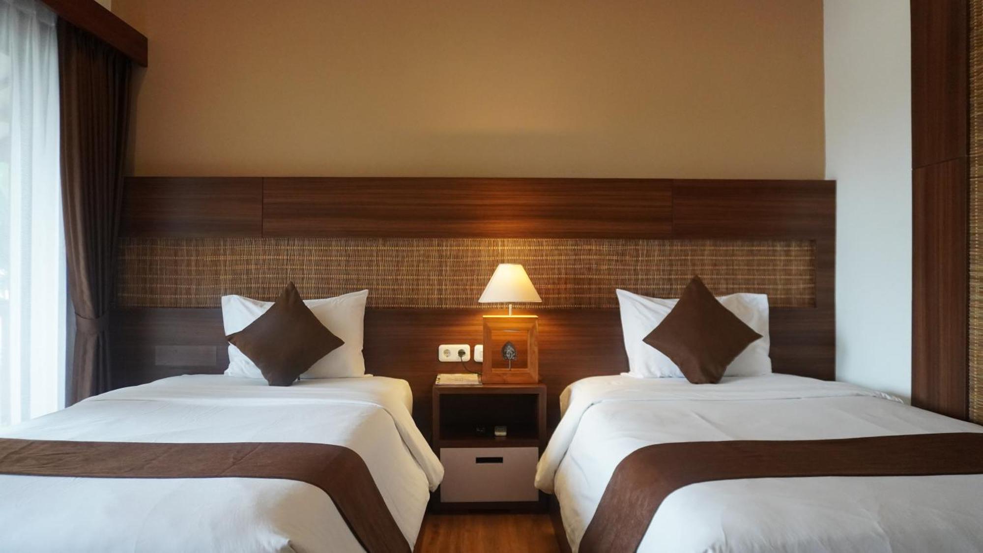 Ratan Uluwatu Hotel And Villas Buitenkant foto