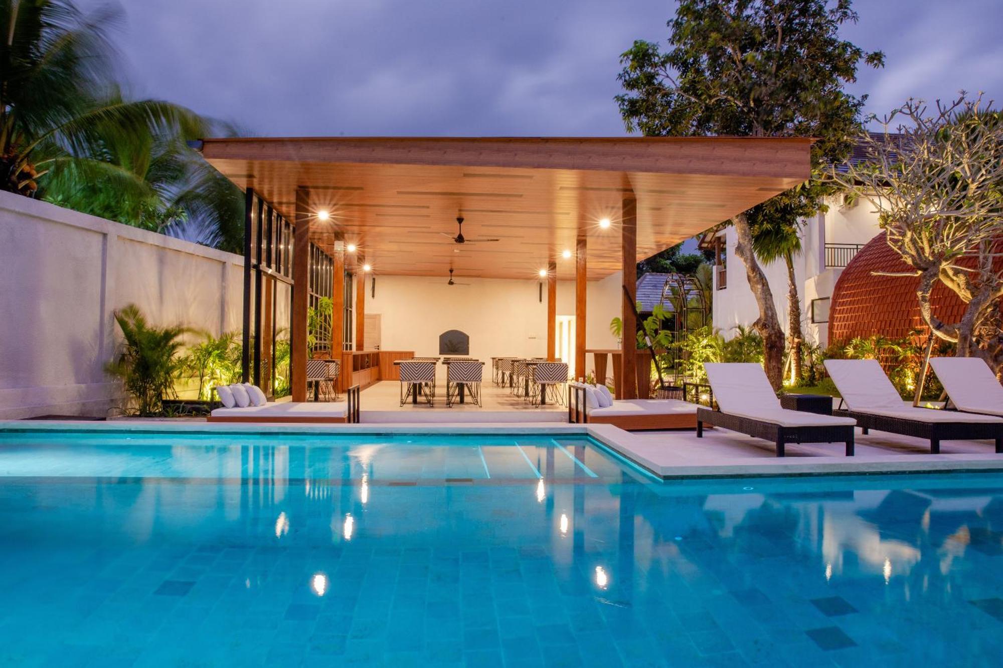 Ratan Uluwatu Hotel And Villas Buitenkant foto
