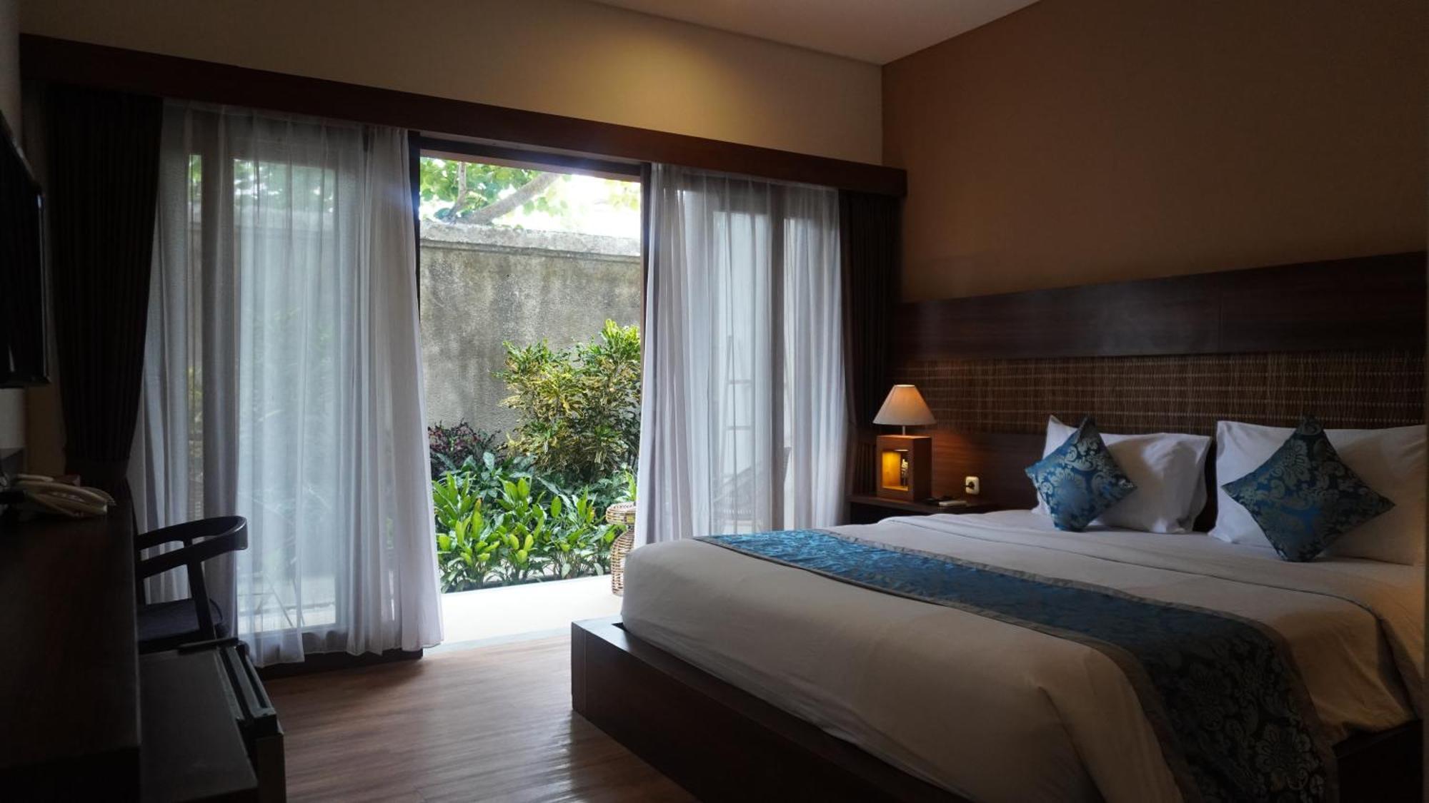 Ratan Uluwatu Hotel And Villas Buitenkant foto
